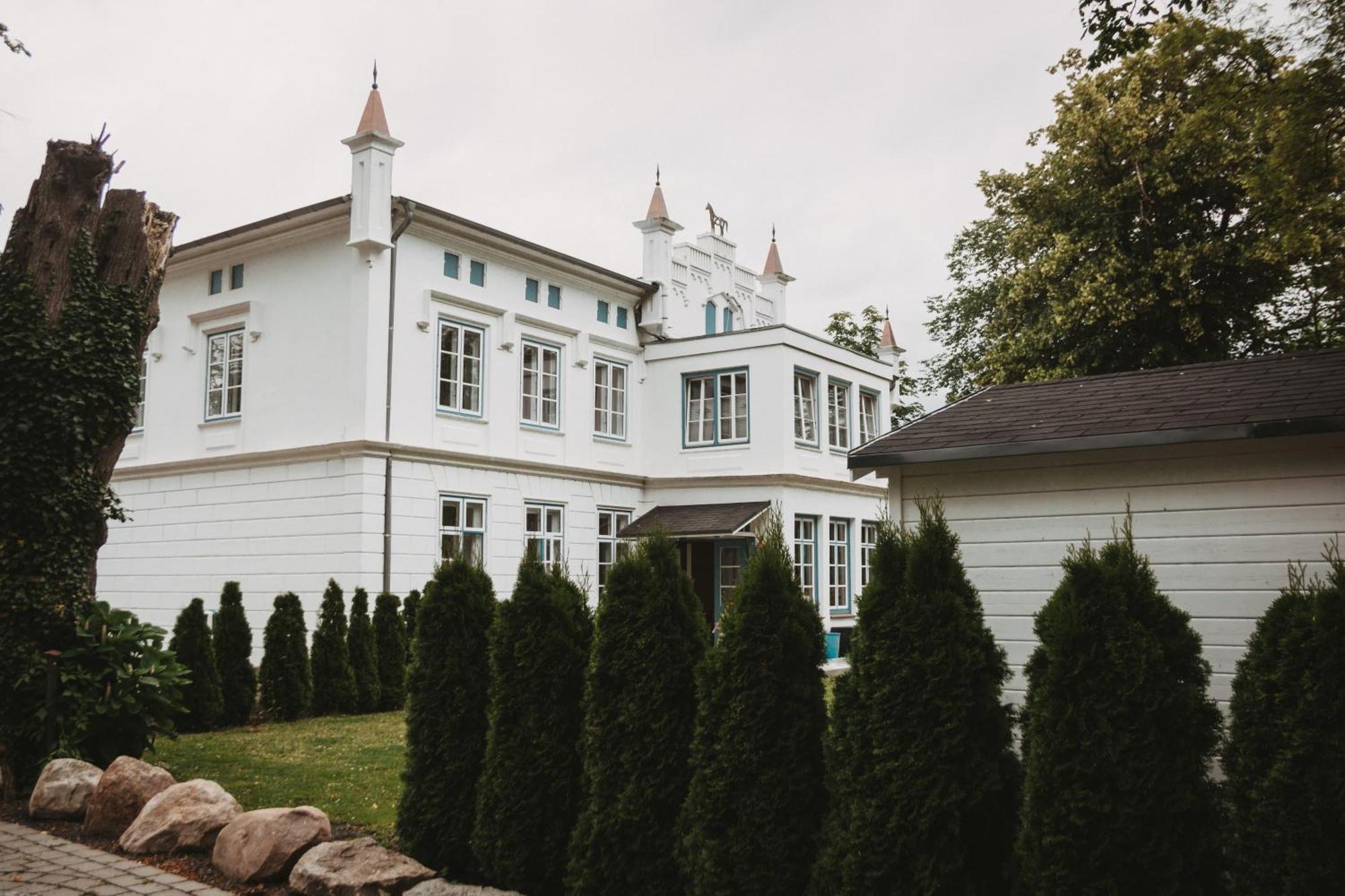 Herrenhaus-Henriettenhof Grömitz Exterior foto